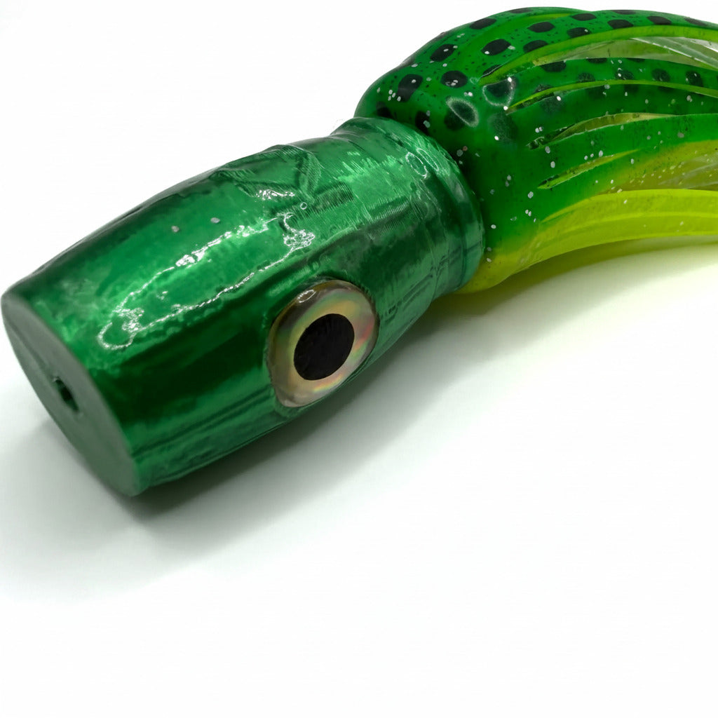 Green abalone resin offshore trolling lure with lifelike eye and skirt for tuna and marlin fishing